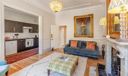 1 Bed in Bath 1