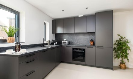 2 Bed in Crossways 1
