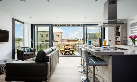 3 Bed in Crossways