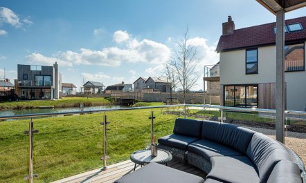 4 Bed in Crossways 2