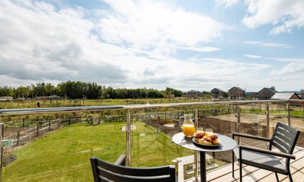 4 Bed in Crossways 4