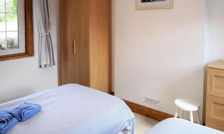2 Bed in Rockcliffe 9