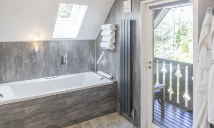 1 Bed in Loch Lomond 3