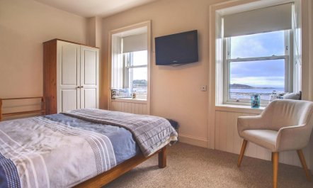 3 Bed in Garlieston 9