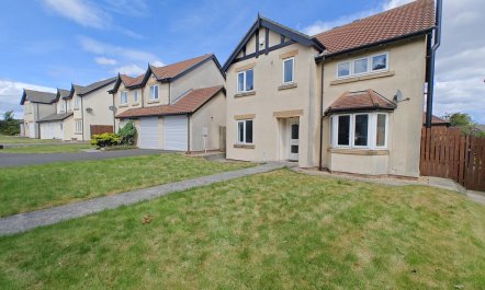 4 Bed in Seahouses