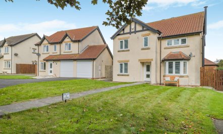 4 Bed in Seahouses