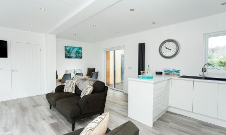 2 Bed in Gatehouse Of Fleet 2