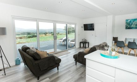 2 Bed in Gatehouse Of Fleet 1