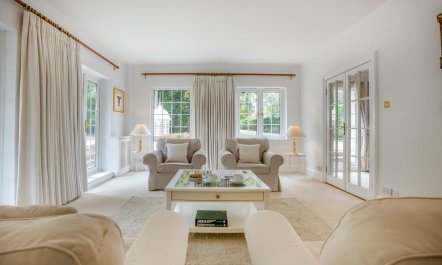 8 Bed in Wimborne 7