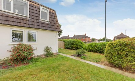3 Bed in Leek 5