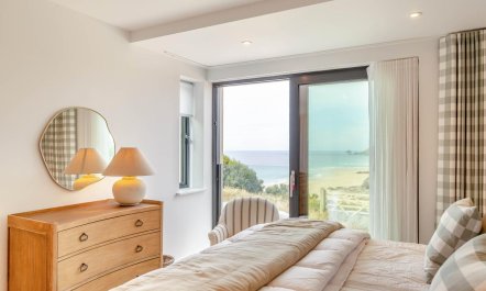 4 Bed in Porthtowan 9
