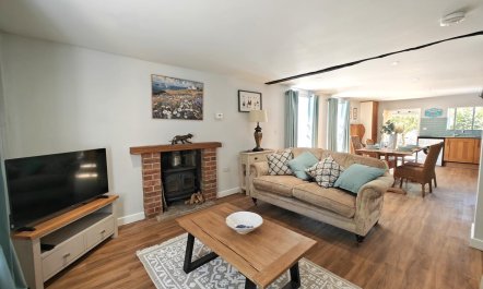 2 Bed in Creech 1