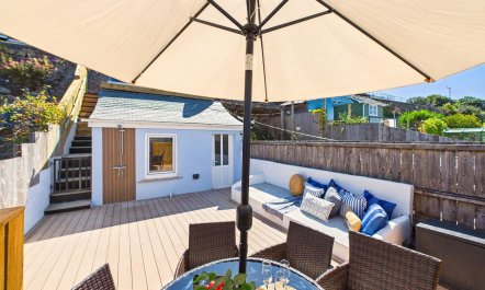 4 Bed in St. Ives 1