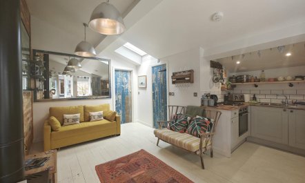 1 Bed in Abersoch 1