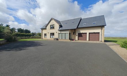 5 Bed in Newton-by-the-Sea