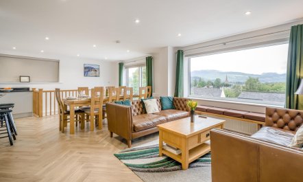 5 Bed in Keswick 1
