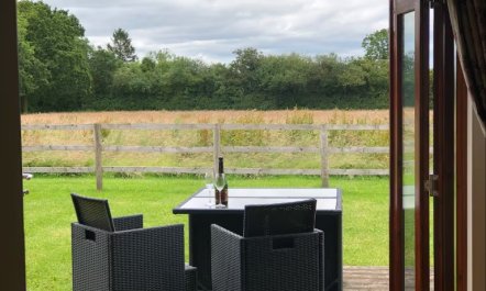 3 Bed in Yoxall 7