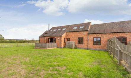 3 Bed in Yoxall 1
