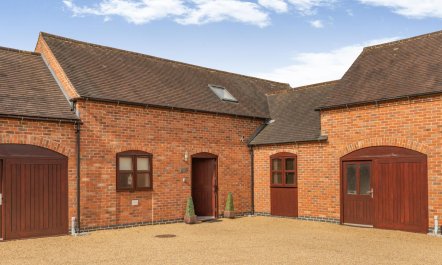 3 Bed in Yoxall 5