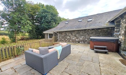 2 Bed in Talgarreg 5
