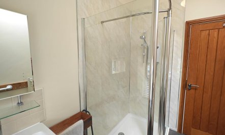 2 Bed in Talgarreg 6