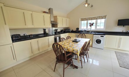 2 Bed in Talgarreg 2
