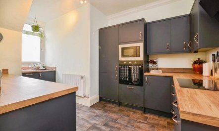 2 Bed in Whitby 4