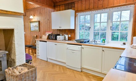 5 Bed in Newton Stewart 5