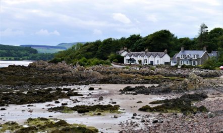 4 Bed in Rockcliffe