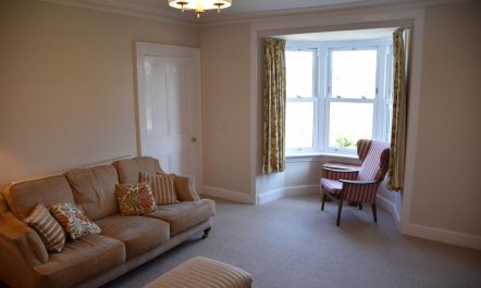 4 Bed in Rockcliffe 8
