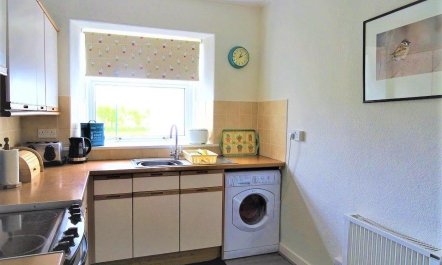 2 Bed in Sandyhills 6