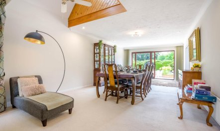 3 Bed in Christchurch 5