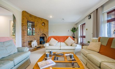 3 Bed in Christchurch 2