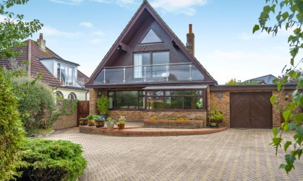 3 Bed in Christchurch