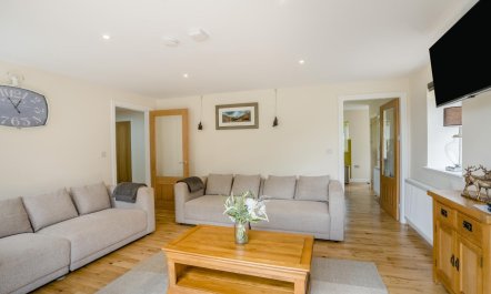 4 Bed in Glen Etive 6