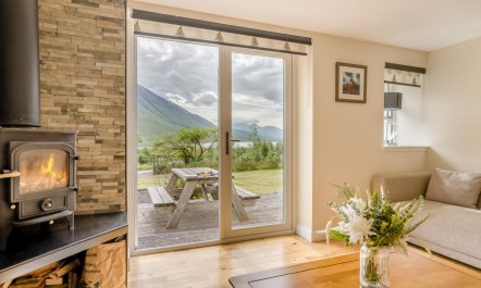 4 Bed in Glen Etive 1