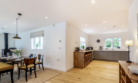 3 Bed in Broad Haven 1