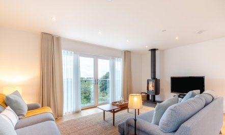 3 Bed in Broad Haven 1