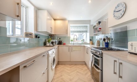4 Bed in Brixham 6