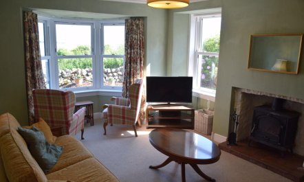 4 Bed in Rockcliffe 2