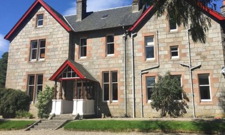 10 Bed in Laggan
