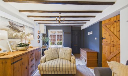 3 Bed in Robin Hoods Bay 3