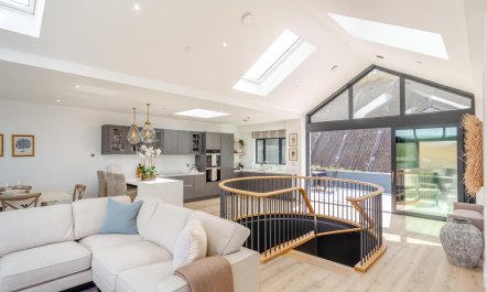 4 Bed in Porthtowan 2