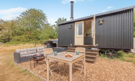 1 Bed in Ingham 1