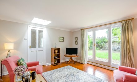 2 Bed in Hoxne 1