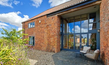5 Bed in Kerdiston 3