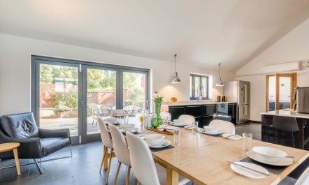 5 Bed in Kerdiston 1
