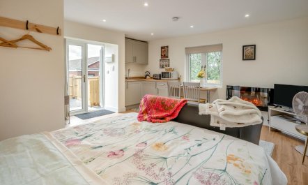 1 Bed in Gilfach Goch 5