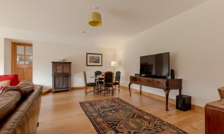 6 Bed in Ayr 4