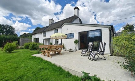 3 Bed in Skilgate
